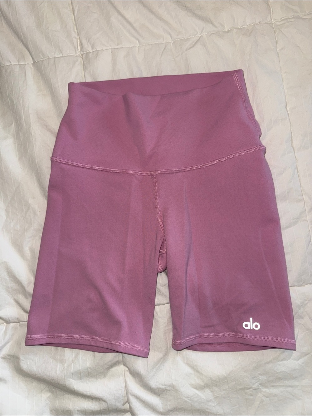 ALO Yoga High-Waist Bike Shorts in Mauve Pink